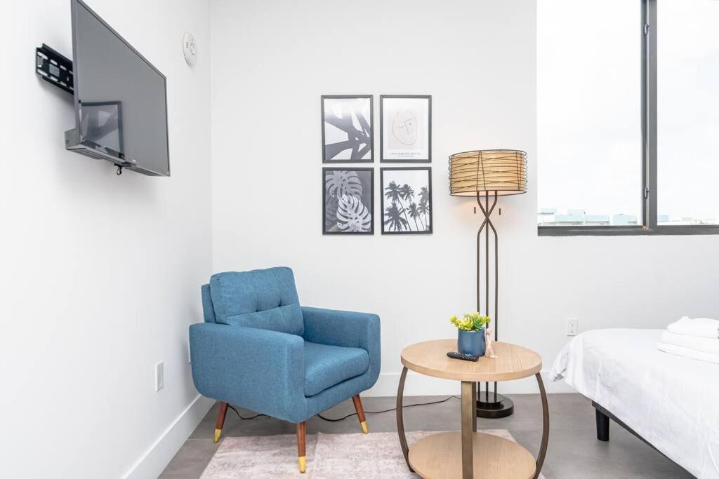 Prime Retreat With King Bed Near Brickell & Marlins Park Apartment Miami